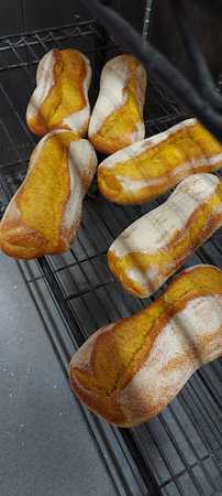 Fotografia tomada fuera de Horno de Adrián - Panadería en Lanaja, Huesca