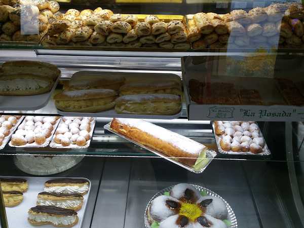 Fotografia tomada fuera de Horno De Dulces La Posada - Pastelería en La Nava de Ricomalillo, Toledo