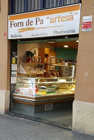 Fotografia tomada fuera de Horno de Pan Artesano - Forn de pa en Barcelona, Barcelona