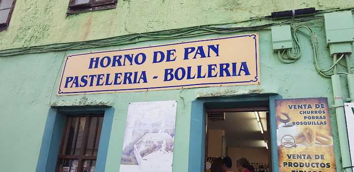 Fotografia tomada fuera de HORNO DE PAN ISLA - Panadería en Arnuero, Cantabria