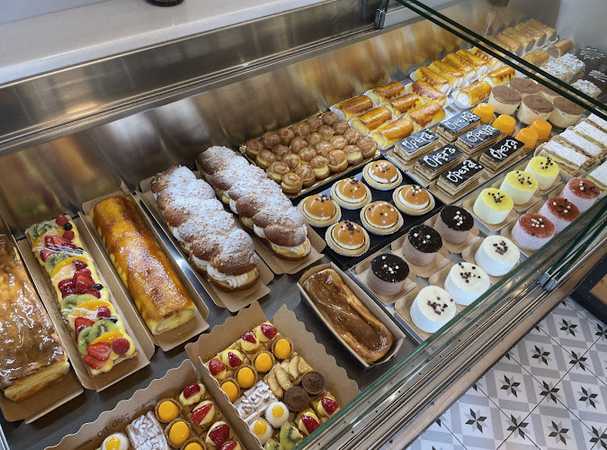 Fotografia tomada fuera de Artidolç - Pastisseria en Corró d'Avall, Barcelona