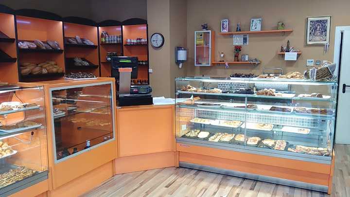 Fotografia tomada fuera de Horno de Pan y Repostería M. Sebastián - Panadería en Zaragoza, Zaragoza