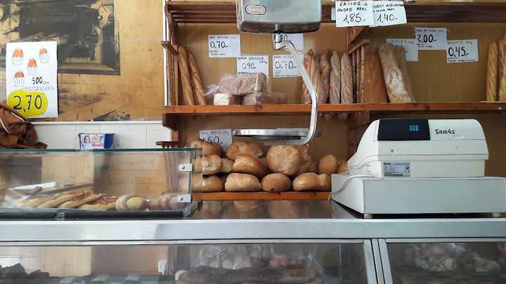 Fotografia tomada fuera de Horno del Padró - Forn de pa en Barcelona, Barcelona