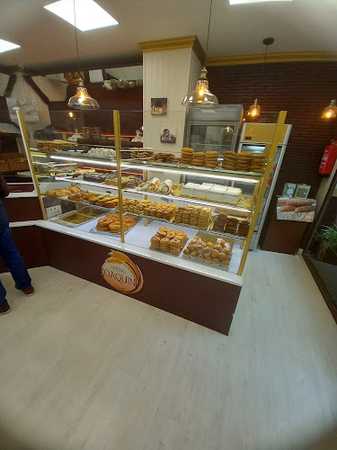 Fotografia tomada fuera de Horno Joaquin Despacho De Pan - Panadería en Orihuela, Alicante