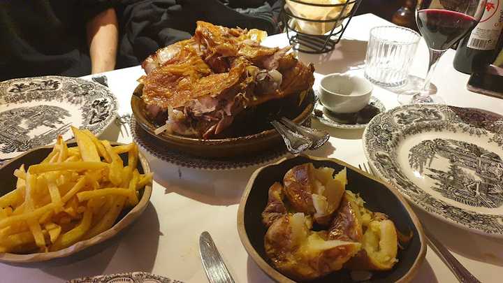 Fotografia tomada fuera de Asador de Aranda Plaza Castilla | Asador de carne en Madrid - restaurantes en Madrid, Madrid