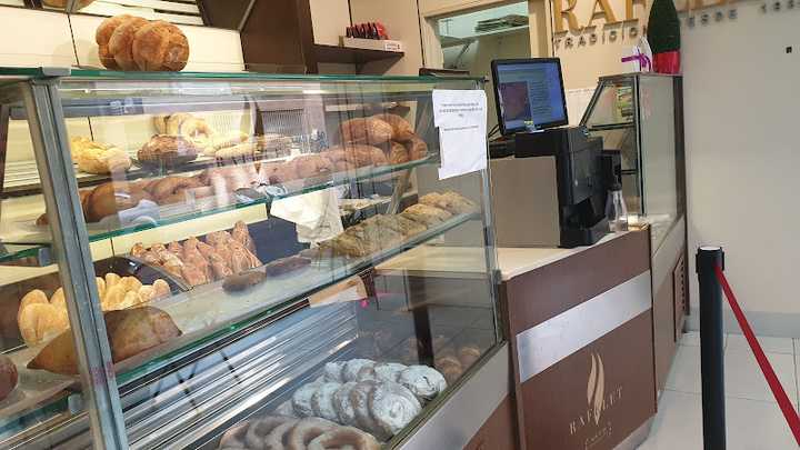Fotografia tomada fuera de Horno Rafelet - Panadería en Alicante, Alicante