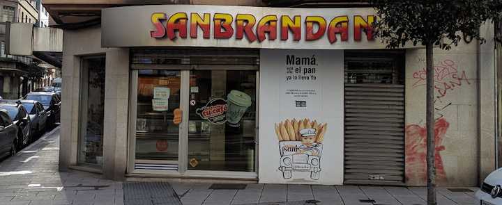 Fotografia tomada fuera de Horno Sanbrandan - Panadería en A Coruña, A Coruña