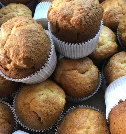 Fotografia tomada fuera de Hornos Rico Pan - Panadería en Móstoles, Madrid