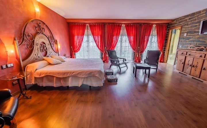 Fotografia tomada fuera de Hotel El Prado by Vivere Stays - hoteles en Carrascosa del Campo, Cuenca