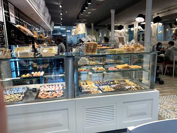 Fotografia tomada fuera de Asuaberri Obrador Ensanche - Panadería en Bilbao, Bizkaia