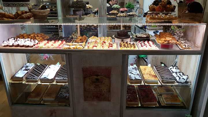 Fotografia tomada fuera de Ipan - Pastelería en Bilbao, Bizkaia