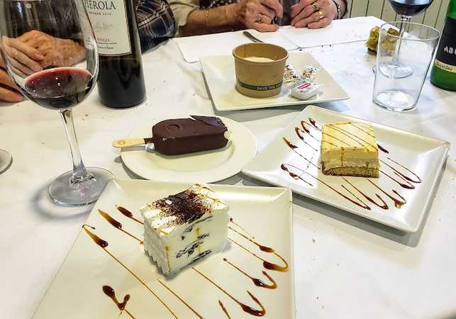 Fotografia tomada fuera de Iriarte Jatetxea Zizurkil - restaurantes en Zizurkil, Gipuzkoa