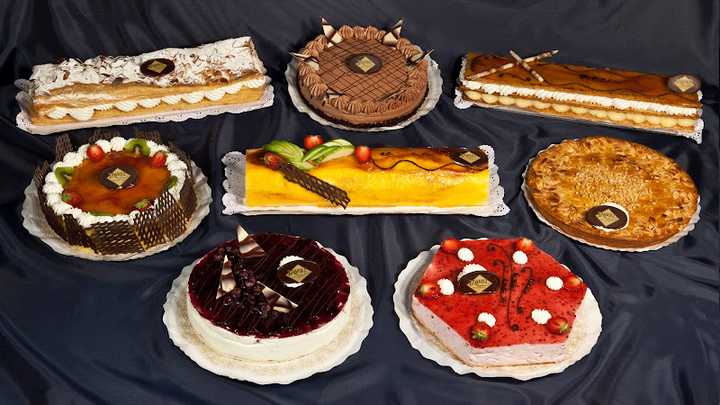 Fotografia tomada fuera de Izarri Okindegia - Panadería en Getaria, Gipuzkoa