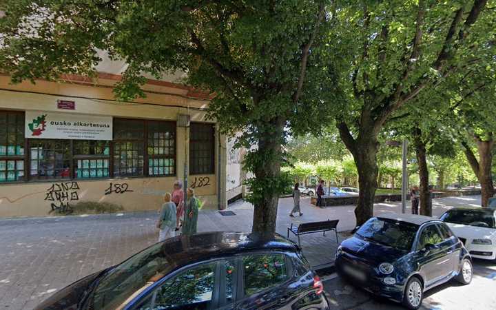 Fotografia tomada fuera de Javier Altuna S.L. - Panadería en Irun, Gipuzkoa