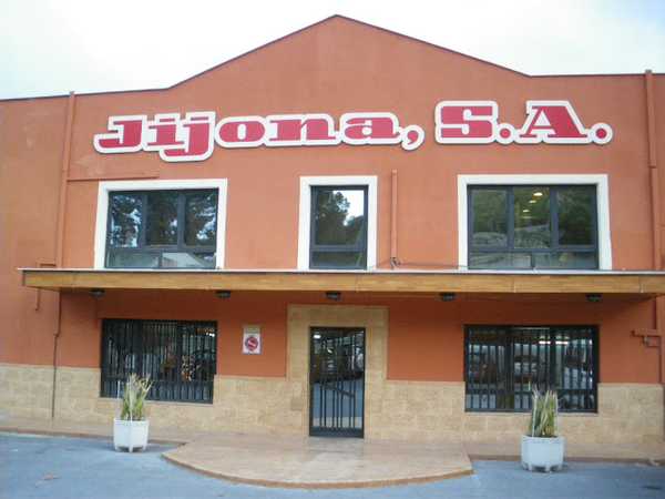 Fotografia tomada fuera de Jijona S.A. - Fábrica en Jijona, Alicante