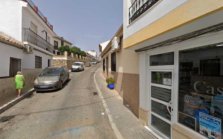 Fotografia tomada fuera de José María Coca Montés - Supermercado en Almodóvar del Río, Córdoba