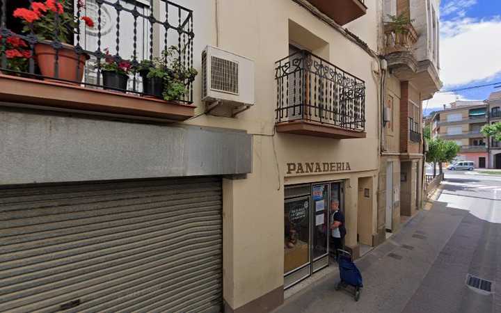 Fotografia tomada fuera de José Quintilla Canadell - Panadería en Tamarite de Litera, Huesca