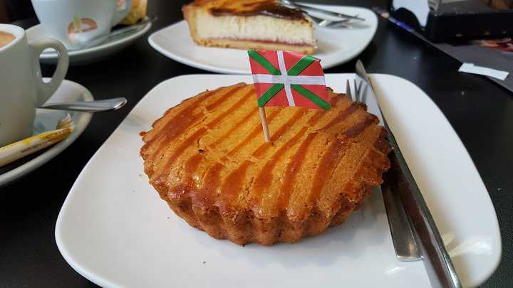 Fotografia tomada fuera de José Ramón Alberro Aduriz - Pastelería en Donostia-San Sebastian, Gipuzkoa