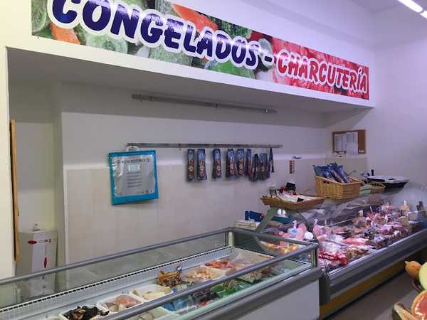 Fotografia tomada fuera de AUTOSERVICIO EL MODERNO - Supermercado en Ayerbe, Huesca