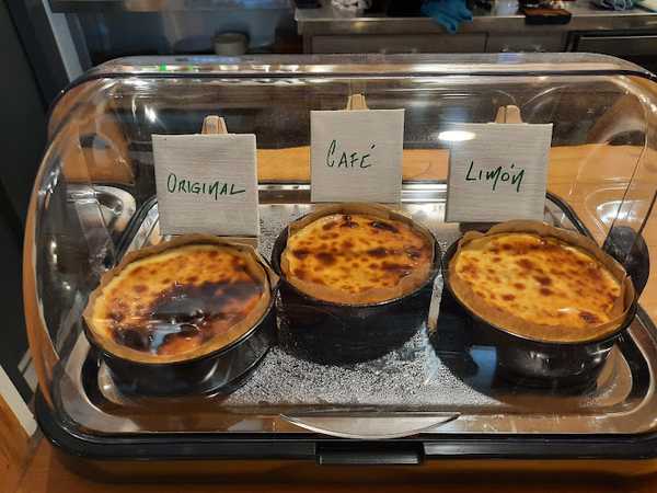 Fotografia tomada fuera de Kezo - Tienda de tartas en Getaria, Gipuzkoa