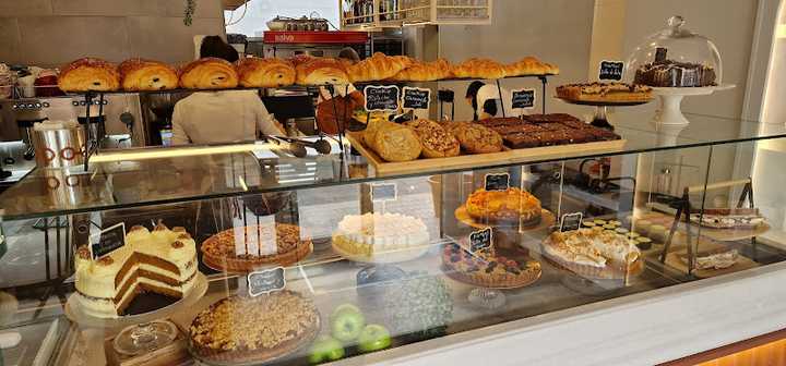 Fotografia tomada fuera de Krombol - cafeterías en Jerez de la Frontera, Cádiz