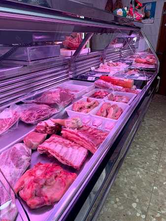 Fotografia tomada fuera de Autoservicio Javier Alvares - Tienda de alimentación en Carrascosa del Campo, Cuenca