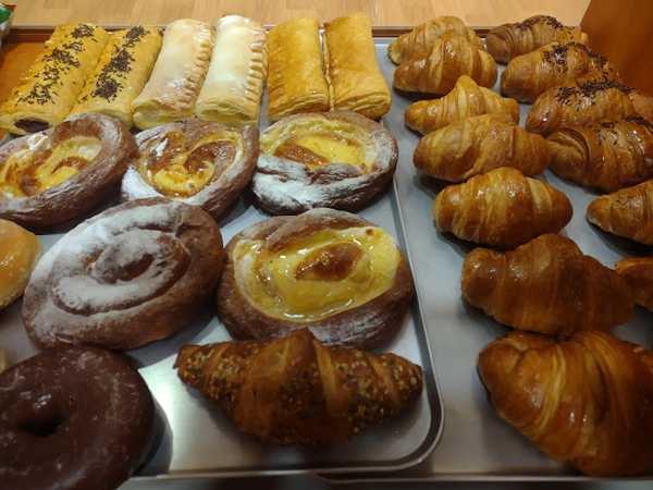Fotografia tomada fuera de L'encant - Forn de pa en Súria, Barcelona