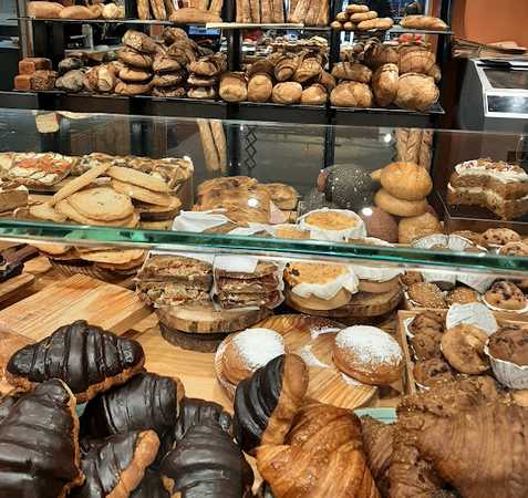 Fotografia tomada fuera de L'Espiga d'Or - Panadería en Vilanova i la Geltrú, Barcelona