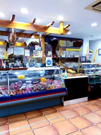 Fotografia tomada fuera de La Casa del Jamón - Tienda de alimentación en Miranda de Ebro, Burgos