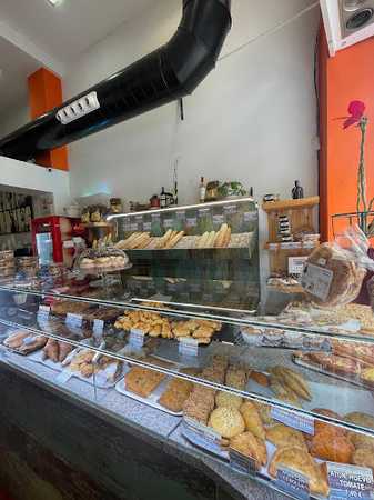 Fotografia tomada fuera de La Deliciosa - Panadería en Alicante, Alicante